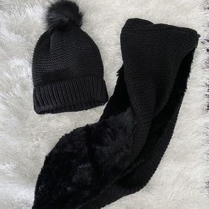 Reversable Hat & Scarf Set